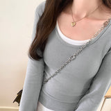 Znbbw Sense Of Design For A Minority Round-Necked Early Autumn Long-Sleeved T-Shirt, A New Style Of Fake Two Matching-Color Bottomed Shirts With Underwear.