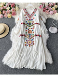 Znbbw Autumn Women Dress Seaside Vacation Beach Skirt Bohemian Loose Ethnic Style Temperament Embroidered V-Neck Dress D1827