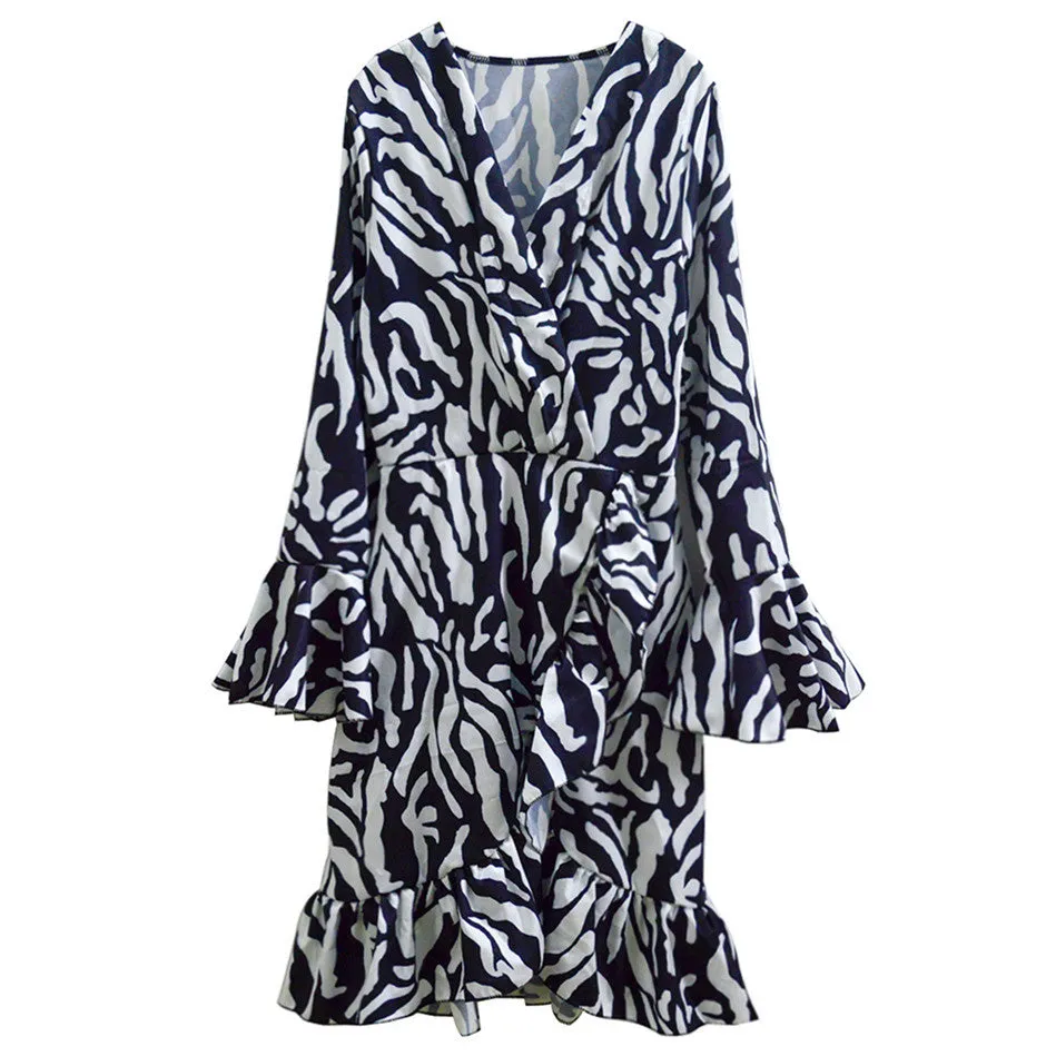 Znbbw New Spring And Summer Independent Station Women's Black-And-White Striped Flared Sleeve Irregular Dress