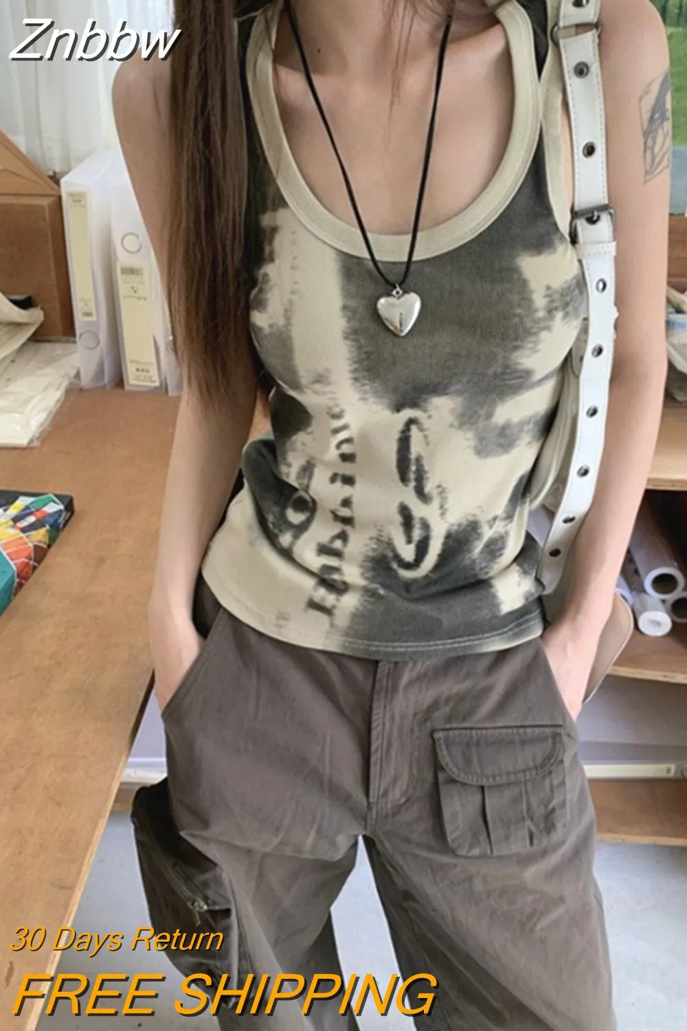 Znbbw 90s Vintage Green Tank Top Women Harajuku Techwear Graphic Print Tees Grunge Slim Sleeveless Crop Tops Y2K Gothic Kpop