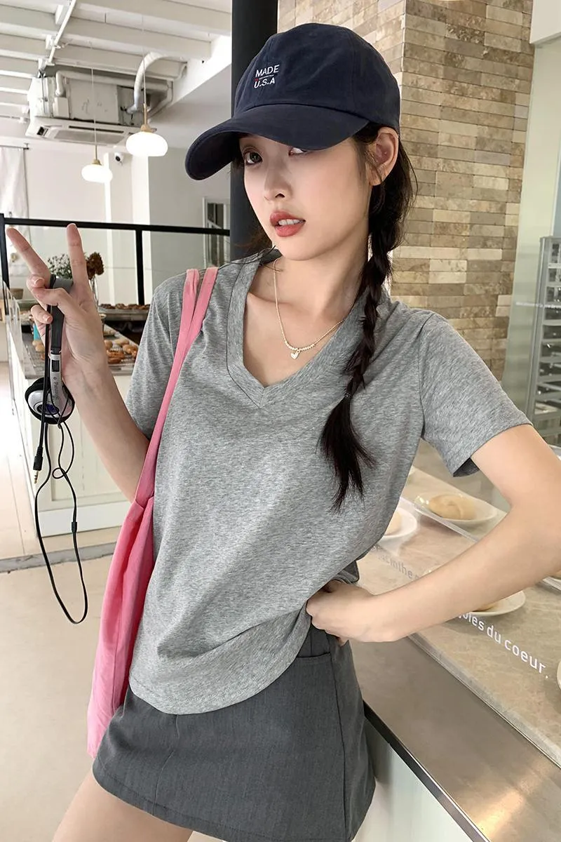 Basic Shoulder V-Collar Short-Sleeved T-Shirt Women's Summer New Korean Version Of Slim Design Feel Bottomed Shirt Casual Top Trend - Image 9