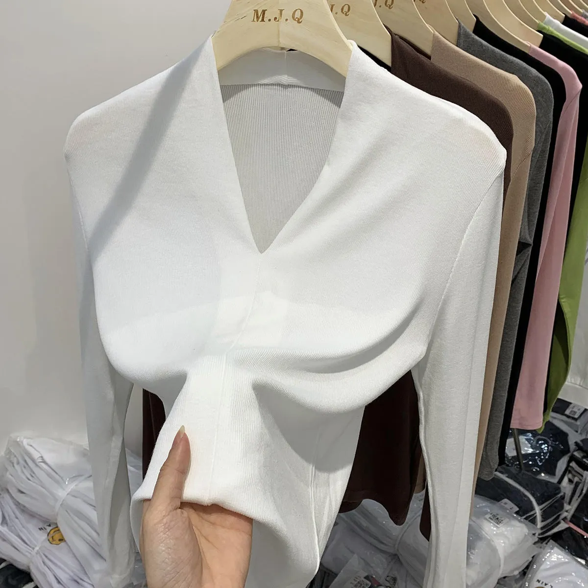 Znbbw Threaded Deep V Long-Sleeved T-Shirt Women's Spring And Autumn New Slim Bottom Shirt With Pure Sexy Solid Color Blouse - Image 8