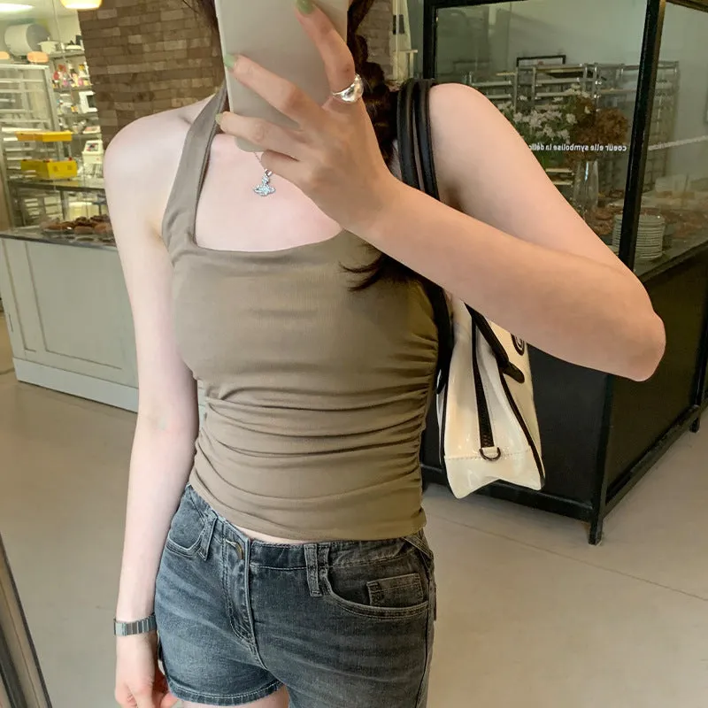 Sexy Hot Girls Wear Necks, Chest Pads, Suspenders, Vests, Spring And Summer, New Folds, Waist Shorts, Sleeveless Tops.