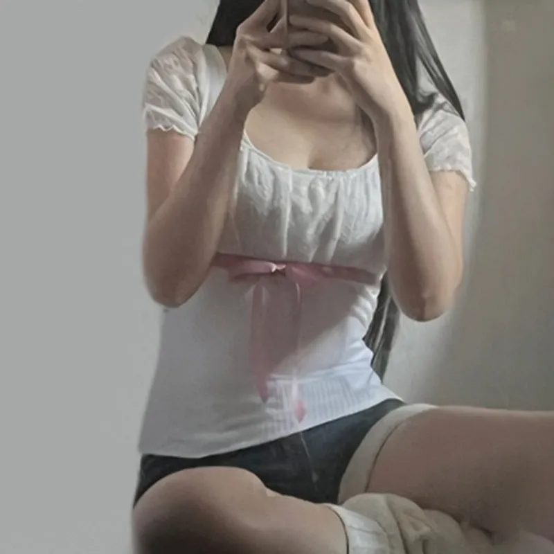 Sweet And Spicy Square Collar Lace Stitching Pink Bow Tie With Bubble Sleeves Slim T-Shirt 2024 - Image 5