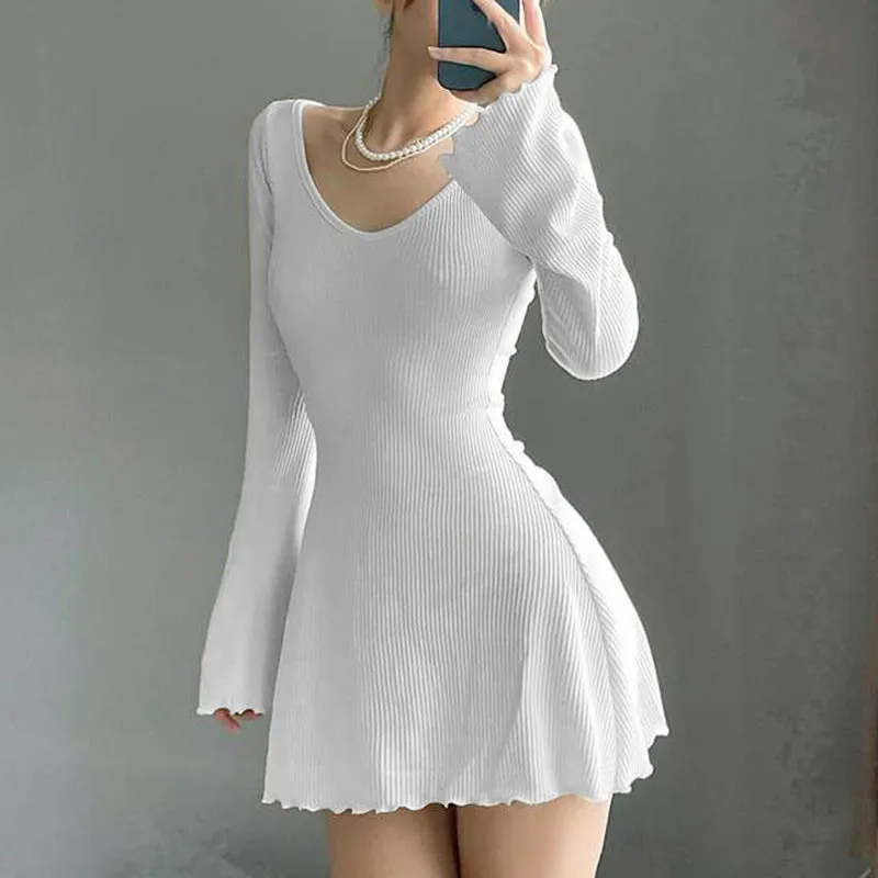 2025 Autumn Knitting Material New Women's Wear Ins Online Celebrity Personality Fashion Black-And-White Basic Slim Dress - Image 4