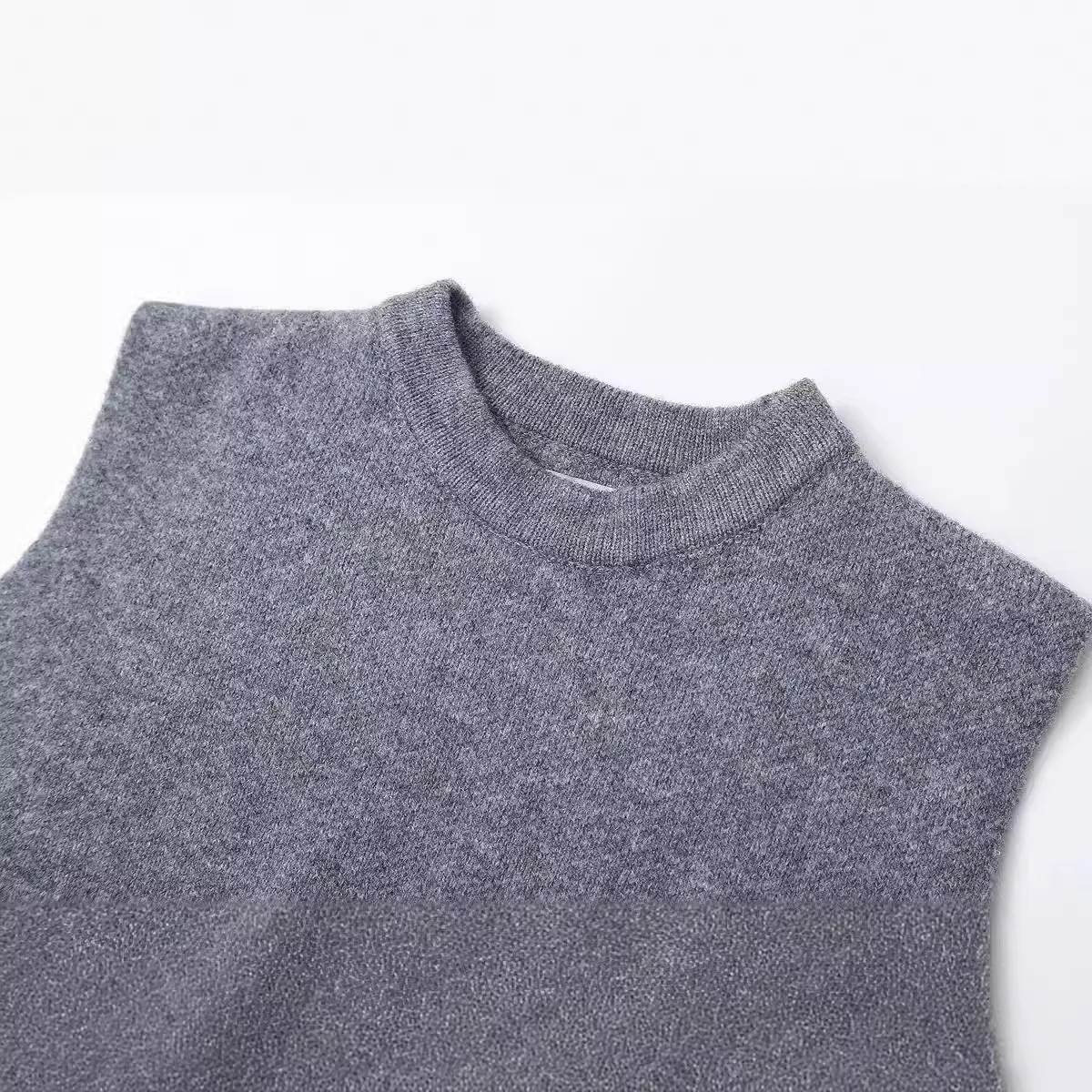 Znbbw 2024 Short Button Knitted Vest Women's Vest - Image 3