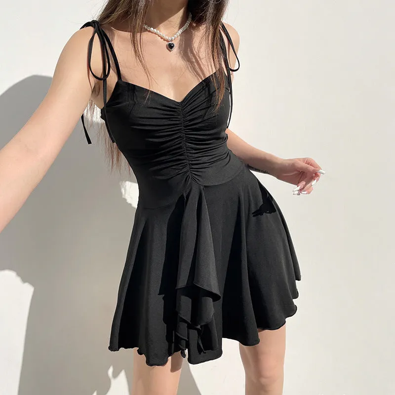 Sweet Maiden Fold Design V-Collar Halter Waist Dress Ins Trend Age-Reducing Little Black Dress 2024 Styles - Image 4