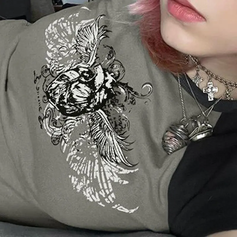 2025 Summer Hot Girls Hipster Street Retro Round Collar Shoulder Collision Wing Printed Short-Sleeved T-Shirt - Image 2
