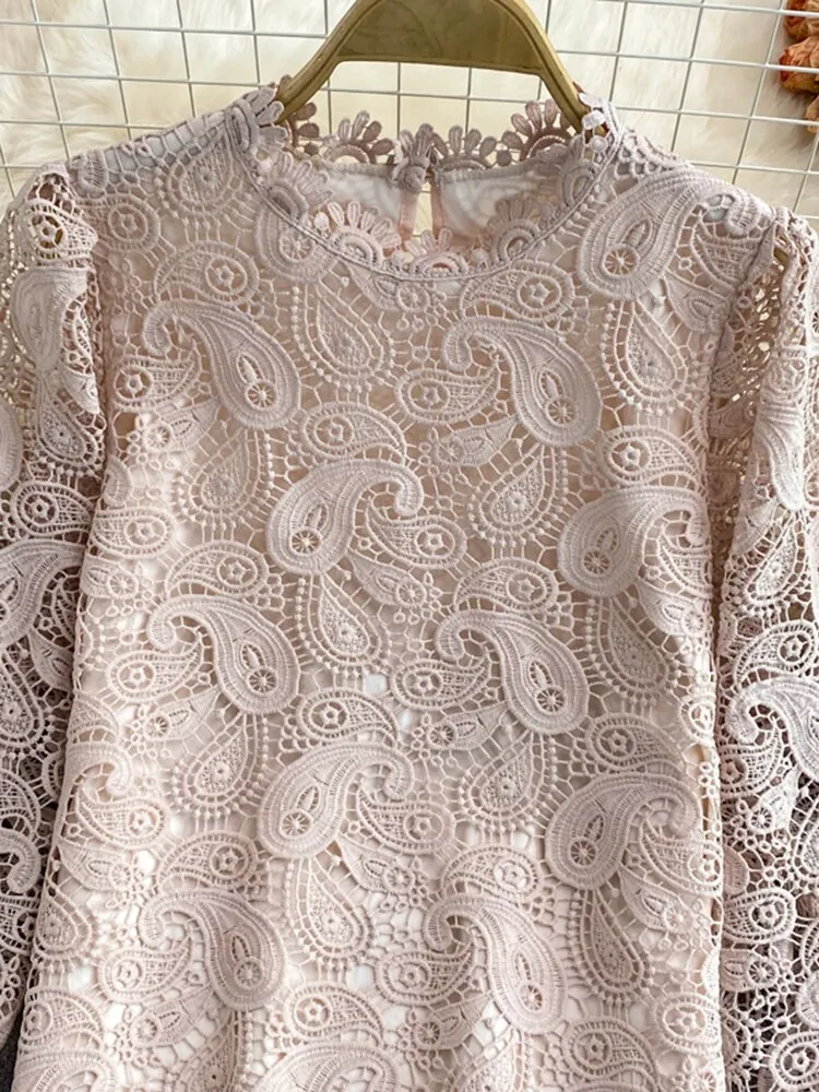 Znbbw Women Spring Autumn Blouse Elegant Gentle Wind Water Soluble Hook Flower Hollow Lace Shirt  Western Relaxed Crew Neck Top D2049 - Image 2