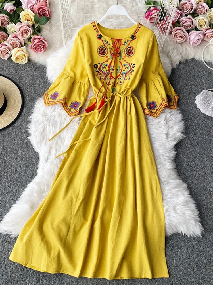 Znbbw Women's Indie Folk Dress Desert Grassland Travel Cyber Celebrity Photo Modeling Embroidery Lacing Long A-line Dress Female ML866 - Image 4