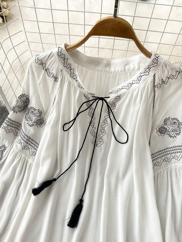 Znbbw Versatile Embroidery Shirt Women's Spring Autumn 2023New V-Neck Long Sleeve Bohemian Loose Blouse Womens Tops G06 - Image 2