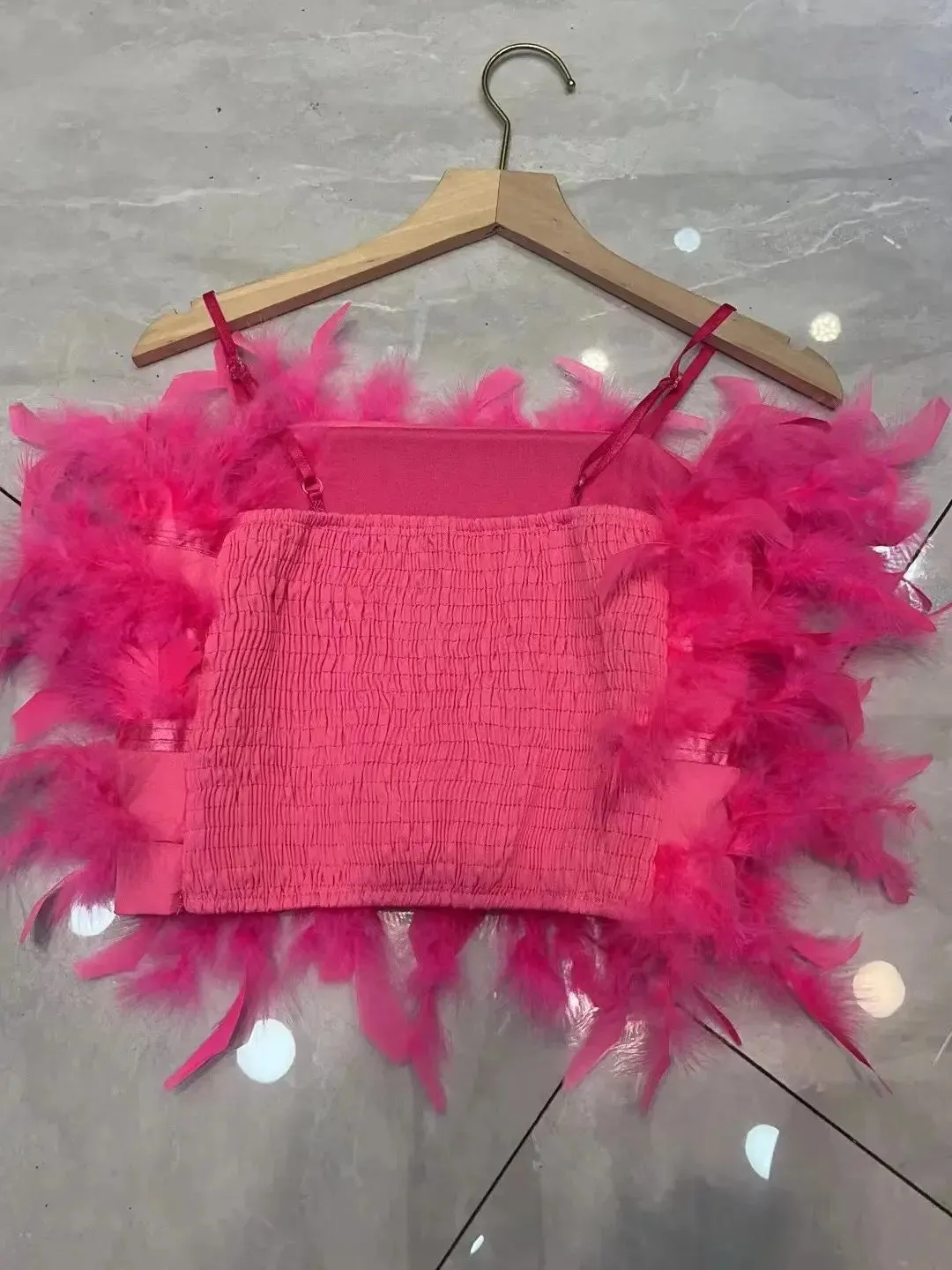 Znbbw Women's Patched Feathers Camis Crop Top Girls Stretchy Back Sweet Tanks Female Fashion Clothing - Image 3