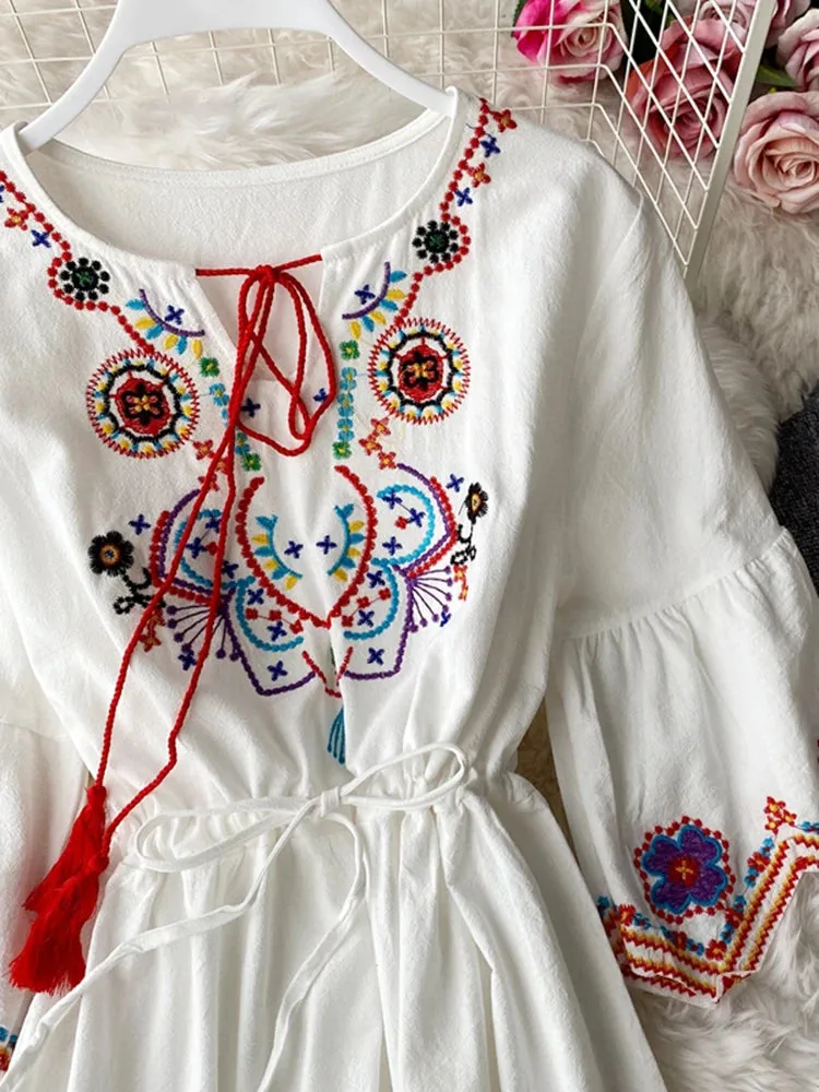 Znbbw Women's Indie Folk Dress Desert Grassland Travel Cyber Celebrity Photo Modeling Embroidery Lacing Long A-line Dress Female ML866 - Image 2