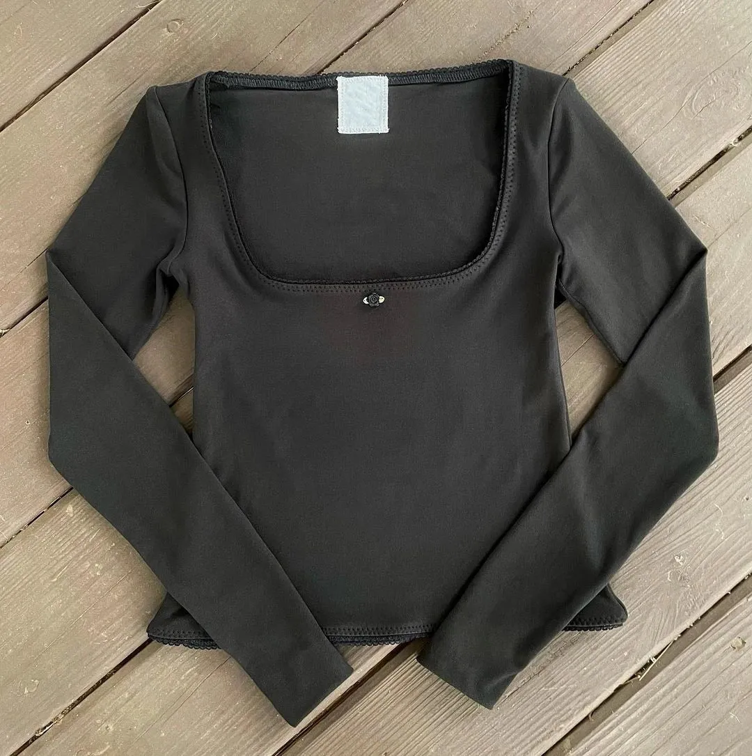 Znbbw y2k Floral Lace Crop Top Women's Square Neck Long Sleeve Top Basic T Shirt Vintage Full Sleeve Aesthetics Harajuku Tees 0410 - Image 6