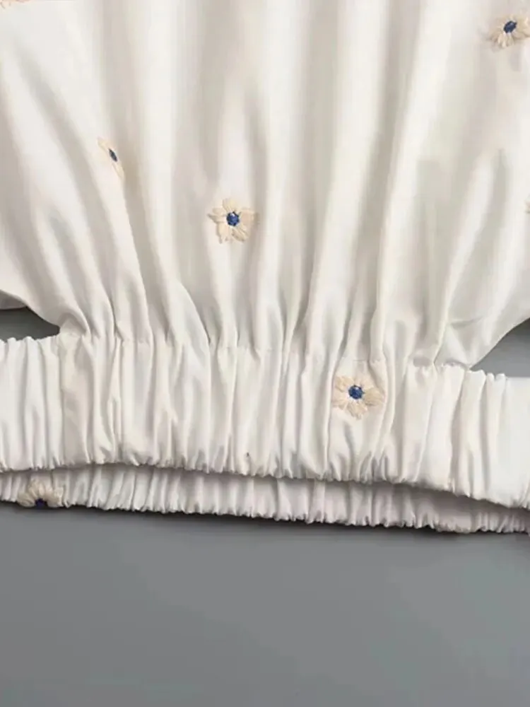 Znbbw ZBZA 2023 Sweet Fashion Floral Embroidery Cropped Blouses Vintage Puff Sleeve Hollow Out Female Shirts Chic Tops 202303 - Image 5