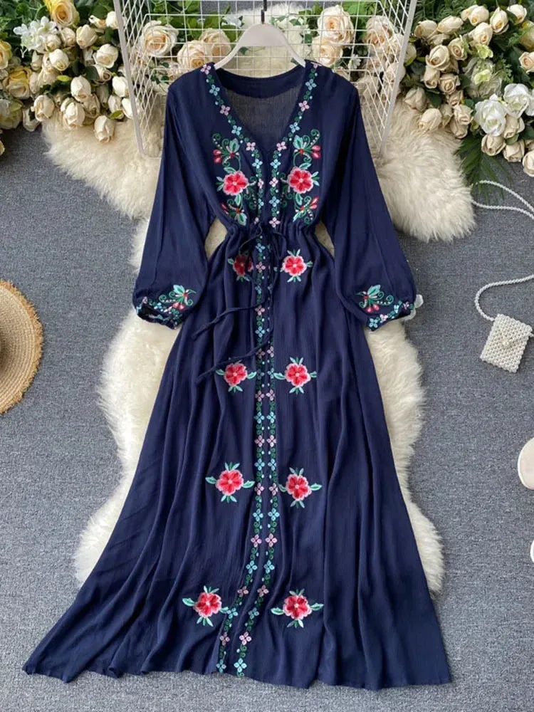 Znbbw Women's Dress Travel Photography Holiday Long Dress New Retro Ethnic Style Embroidered V-neck Lantern Sleeve Dress ML1034 - Image 2
