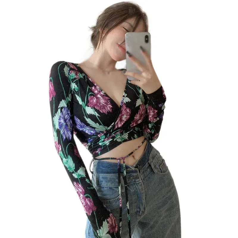 Znbbw Women's T Shirt Bandage V Neck Expose Navel Long Sleeves Tops Retro T Shirt - Image 3