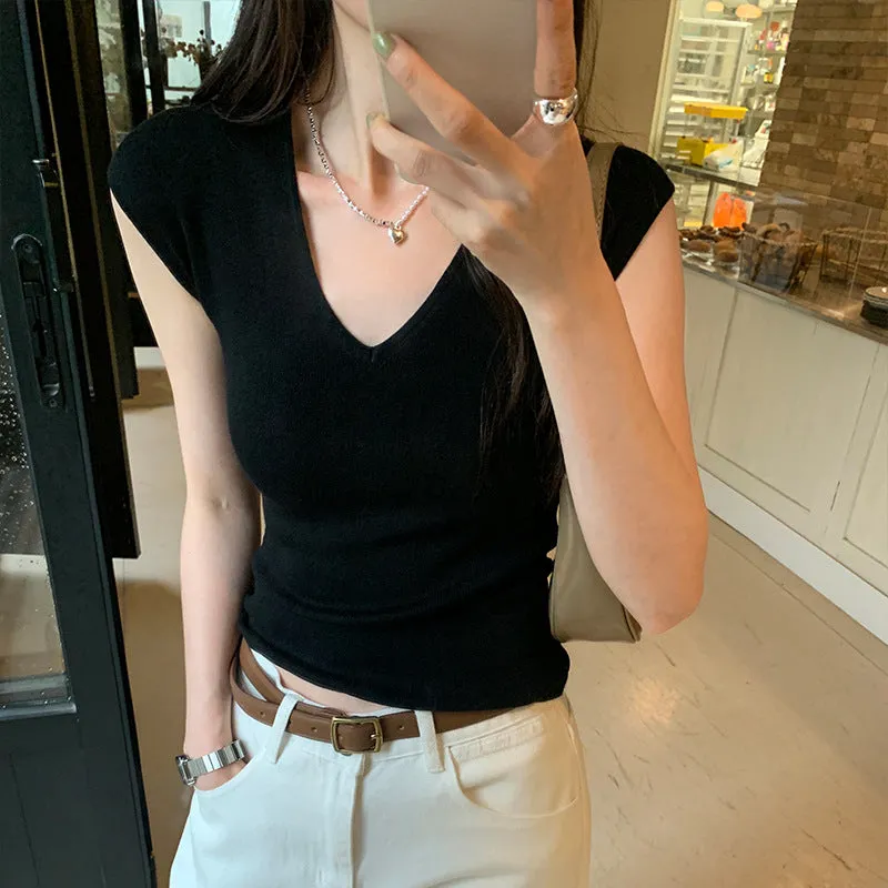 Korean Solid Color Temperament V-Collar Knitted Sleeveless Vest Women's 2024 New Spring And Summer Slim And Thin Underwear