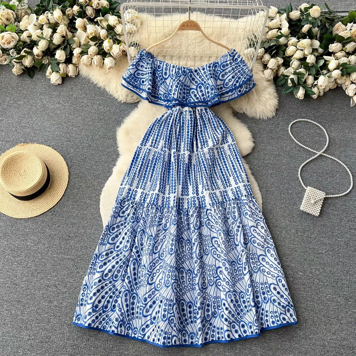 Znbbw One-Word Collar Dress Women's High-End Lotus Leaf Edge French Embroidery Hollowed-Out Shoulder Waist Holiday Dress