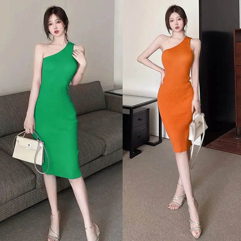 Znbbw Version Solid Color Simple Diagonal Shoulder Dress Slim Fitting Sexy Knitted Sleeveless Vest Dress